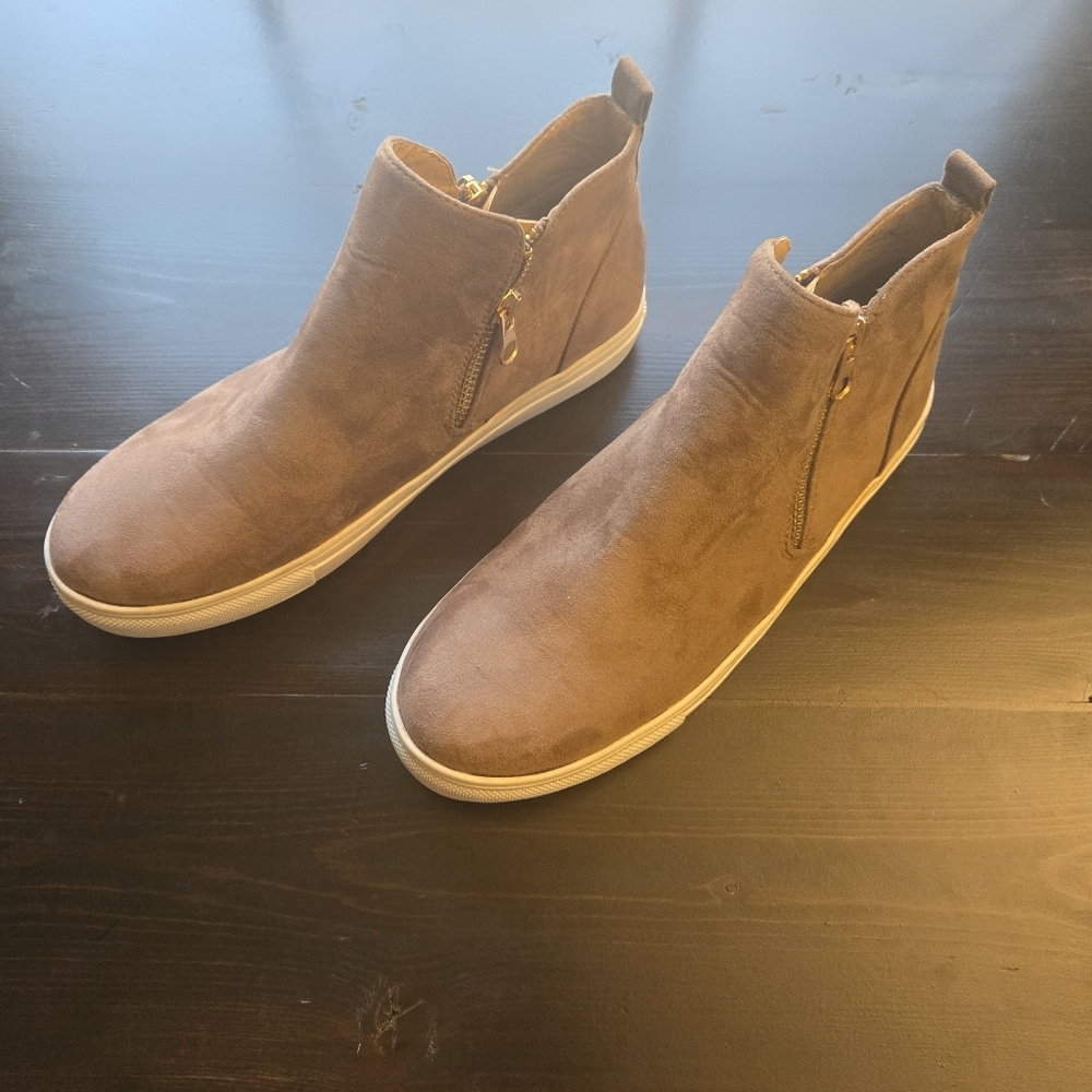 Women's Taupe Slip-On Wedge Sneakers with Side Zipper